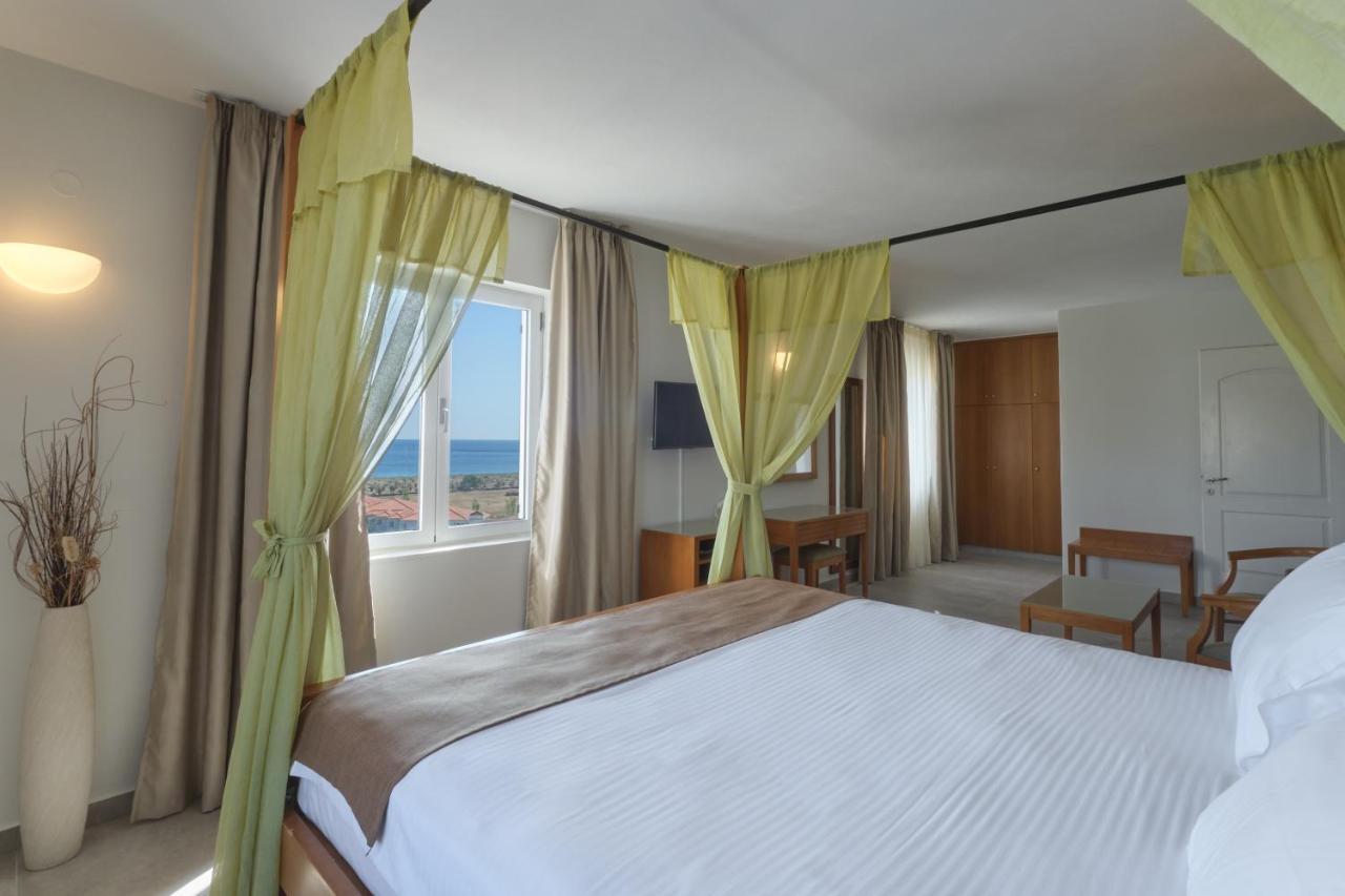 Aeolian Village Beach Resort Szkála Ereszú Kültér fotó